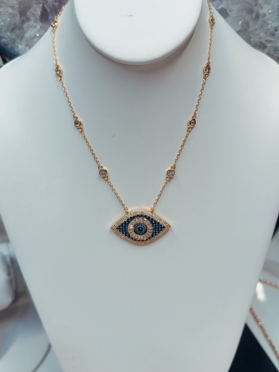 Jewelry - Gold Tone Blue Evil Eye Pendant Necklace